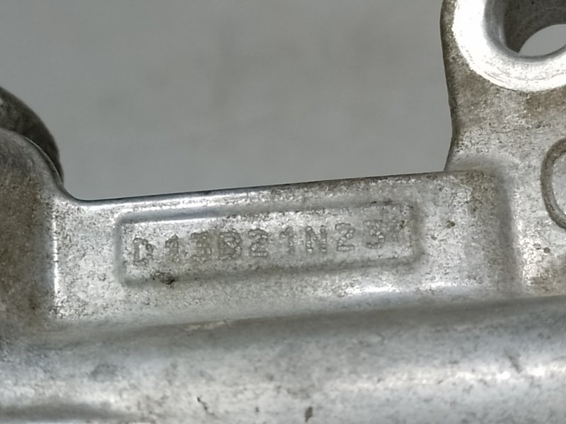 Кронштейн масляного фильтра 6 GJ 12- 2.5 PY-VPS