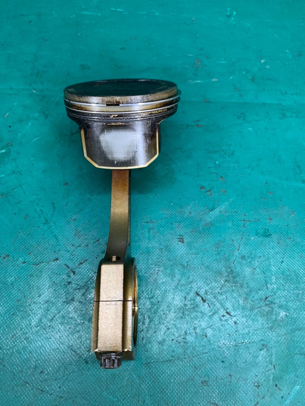 Поршень MAGENTIS 05–10 2008 MG 2.4