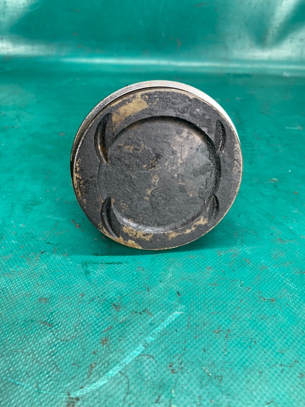 Поршень MAGENTIS 05–10 2008 MG 2.4