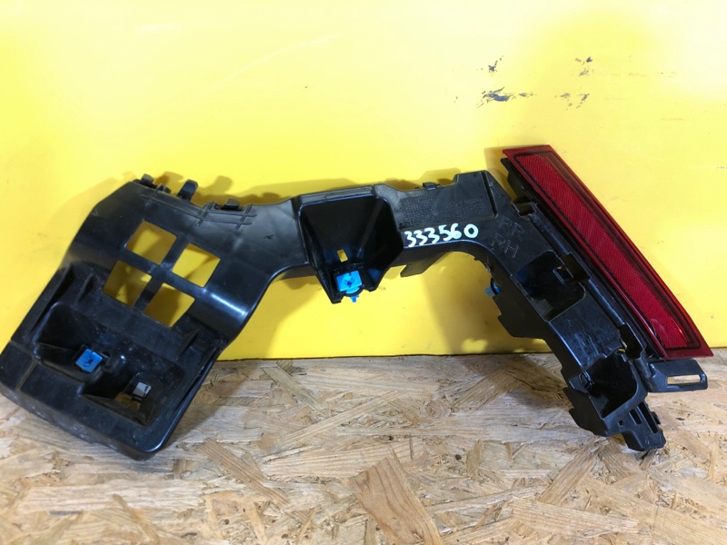 Кронштейн заднего бампера правый KIA EV6 21- 86654CV000 Б/У