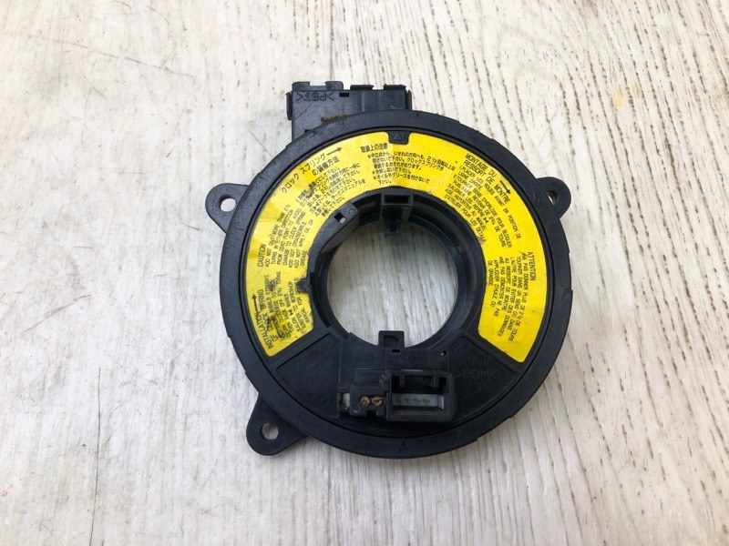 Запчасть шлейф airbag MAZDA 626 GE 91-97 Б/У Шлейф Airbag MAZDA 626 GE 91-97 Б/У