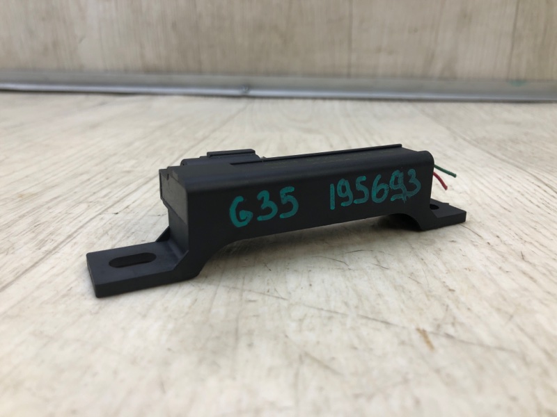 Антенна INFINITI G25/G35/G37/Q40 06-14 Б/У