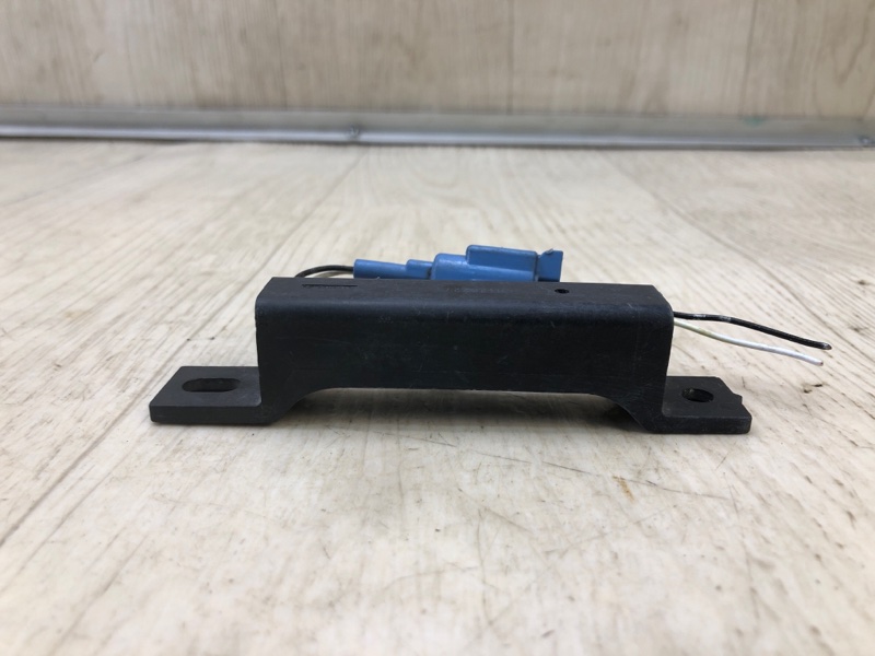 Антенна NISSAN LEAF 10-17 285E4-C990A Б/У