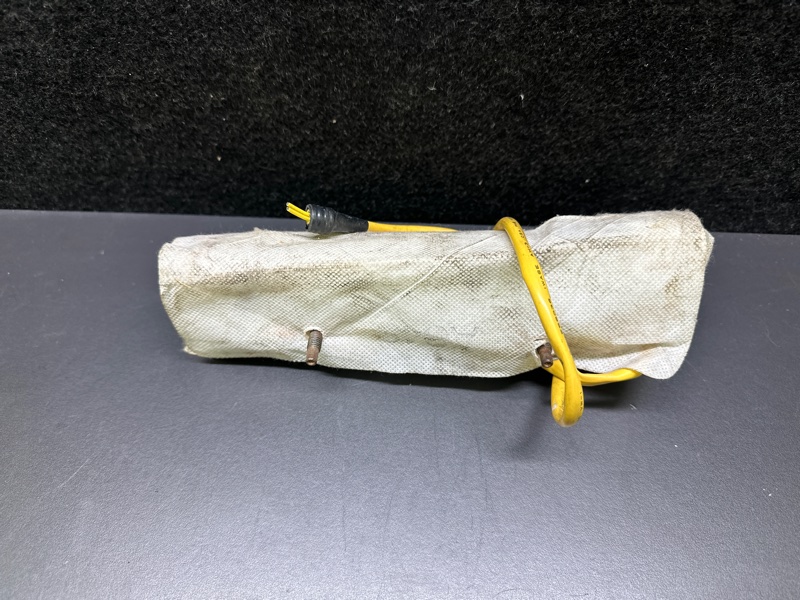 Подушка безопасности в сиденье передняя левая MAZDA 3 BK 03-08