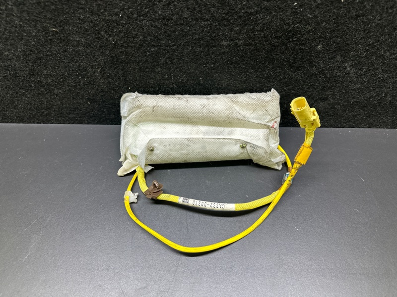 Подушка безопасности в сиденье передняя правая LEXUS GX470 02-09