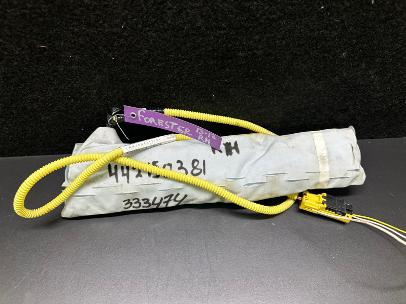 Подушка безопасности в сиденье передняя правая FORESTER 12-19