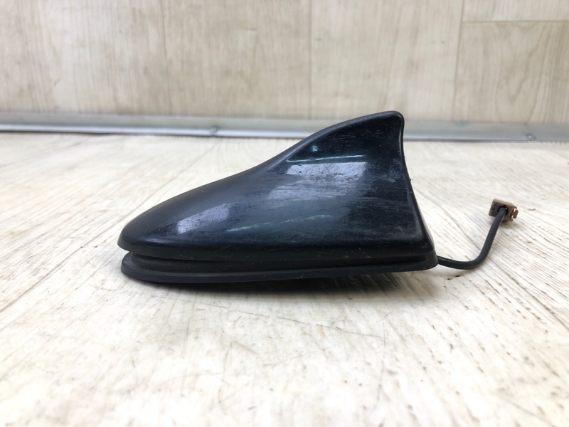 Антенна INFINITI G25/G35/G37/Q40 06-14 28208-6AJ0A Б/У