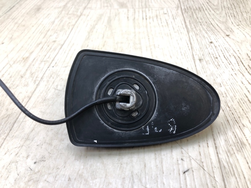 Антенна G25/G35/G37/Q40 06-14