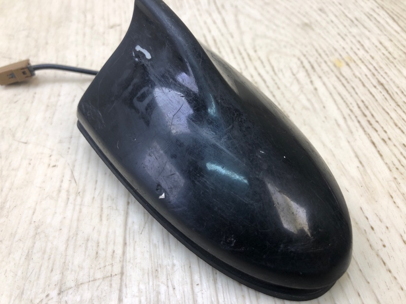 Антенна G25/G35/G37/Q40 06-14