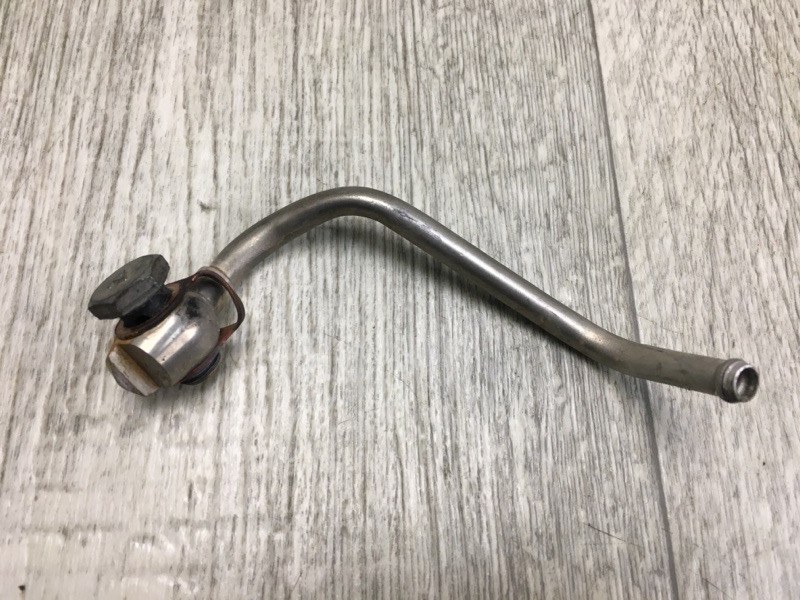 Трубка охлаждения турбины NISSAN JUKE 10-19 2010 F15 1.6 MR16DDT 144981KC0A Б/У