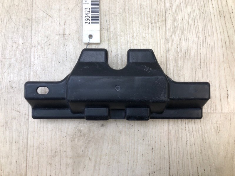 Накладка замка капота HYUNDAI SONATA LF 2014- 2015 LF 2.4 G4KJ Б/У