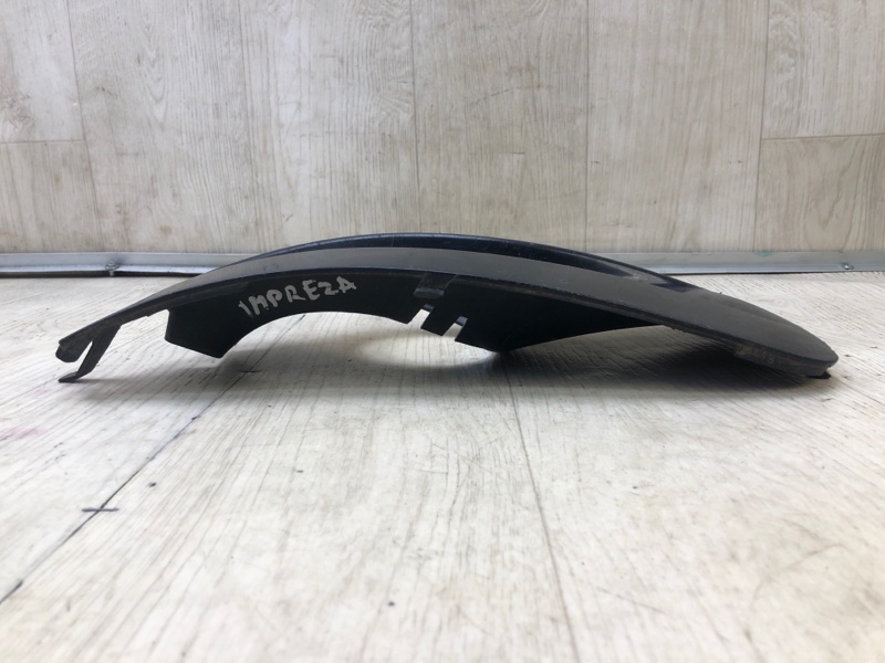 Накладка противотуманной фары передняя левая IMPREZA 00-07 GD/GG