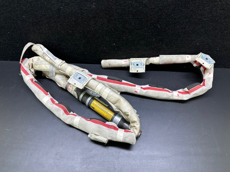 Подушка безопасности (штора) левая RAV4 05-12