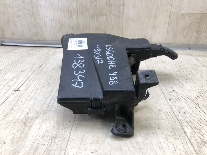 Блок предохранителей моторный отсек LEXUS LS600HL 06-17 Седан 5.0