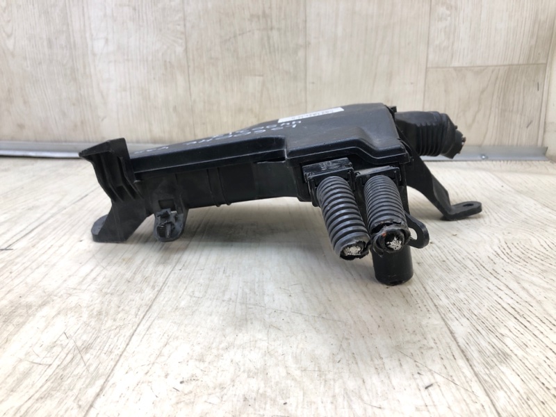 Блок предохранителей моторный отсек LS600HL 06-17 2008 Седан 5.0