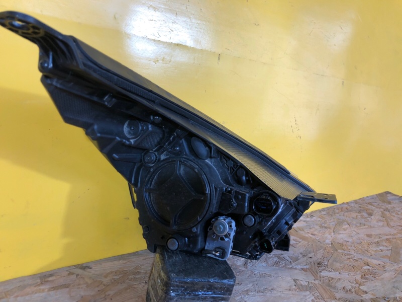 Фара левая NIRO DE 16-22