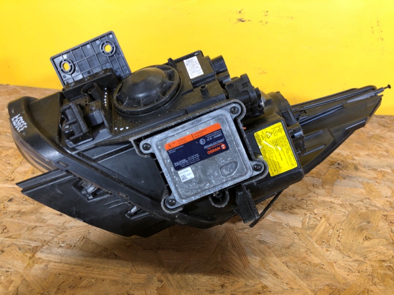 Фара правая NIRO DE 16-22