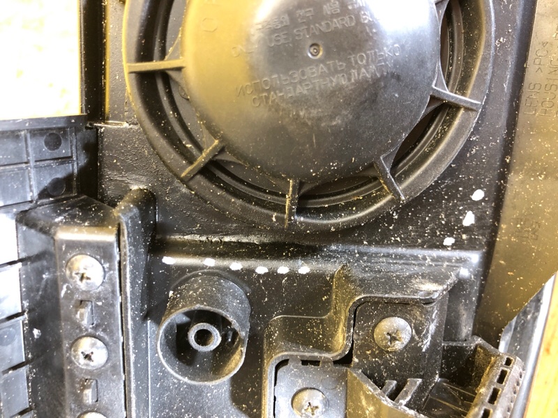 Фара правая NIRO DE 16-22