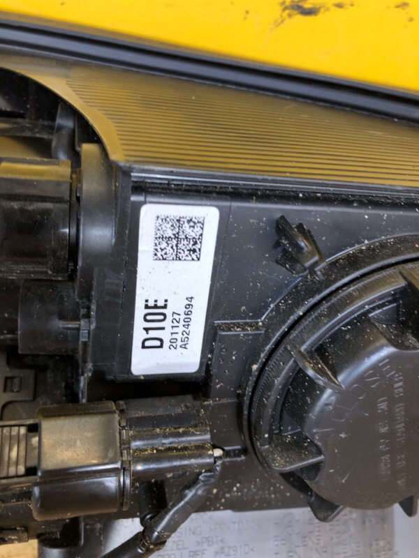 Фара левая NIRO DE 16-22