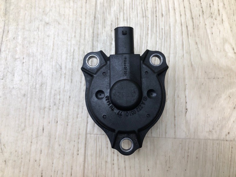 Клапан изменения фаз ГРМ S-CLASS W221 06-13 2010 Седан M273968 5.5L