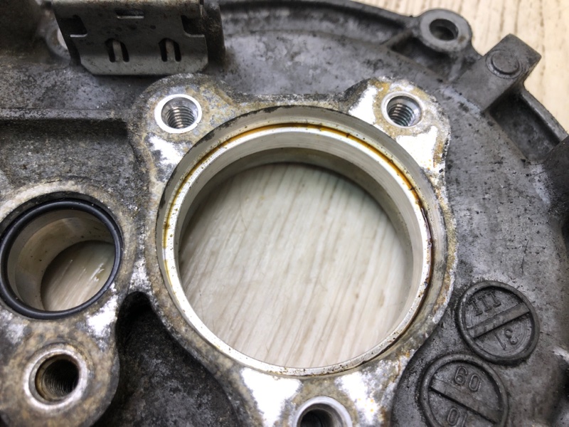 Крышка распредвала передняя левая S-CLASS W221 06-13 2010 Седан M273968 5.5L