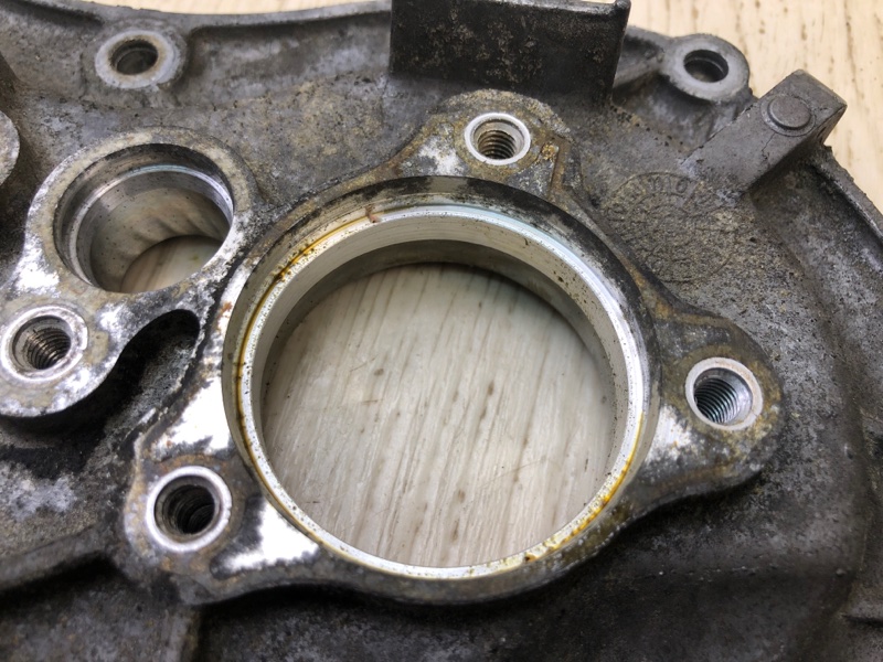 Крышка распредвала передняя правая S-CLASS W221 06-13 2010 Седан M273968 5.5L