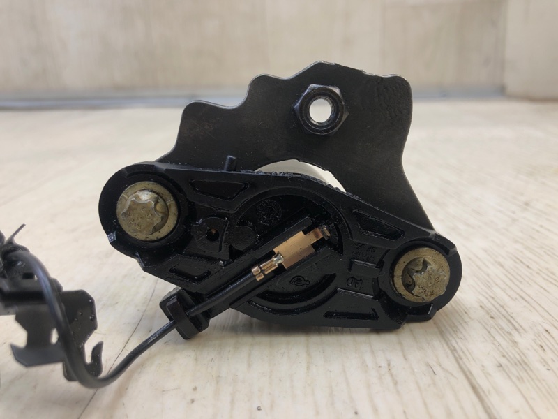 Датчик уровня масла в двигателе MERCEDES S-CLASS W221 06-13 Седан M273968 5.5L