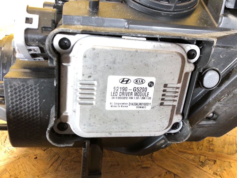 Фара левая NIRO DE 16-22