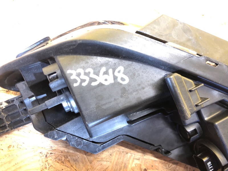 Дневной ходовой огонь правый KONA OS 17-23