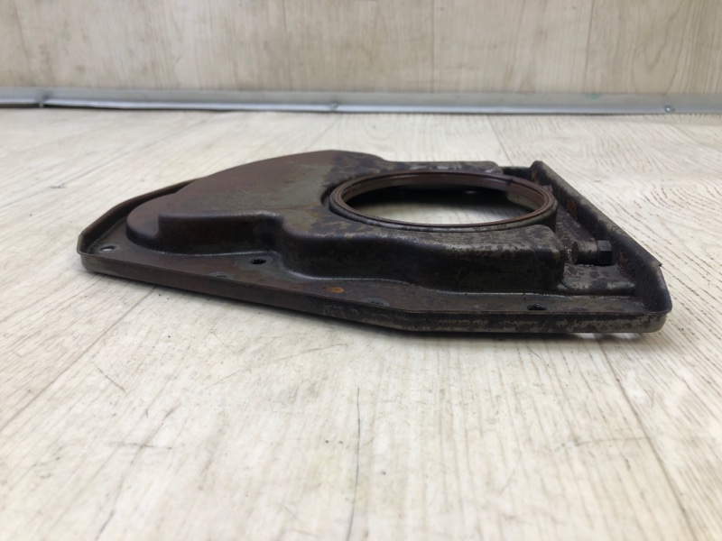 Крышка коленвала S-CLASS W221 06-13 2010 Седан M273968 5.5L Крышка коленвала S-CLASS W221 06-13 2010 Седан M273968 5.5L