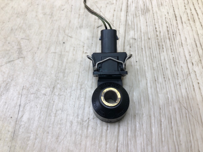 Датчик детонации S-CLASS W221 06-13 2010 Седан M273968 5.5L Датчик детонации S-CLASS W221 06-13 2010 Седан M273968 5.5L