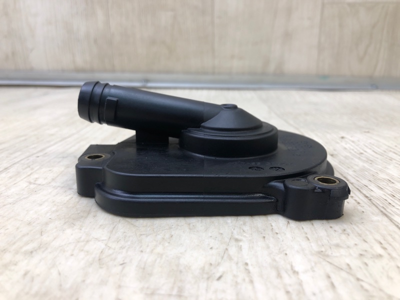 Крышка клапанная задняя S-CLASS W221 06-13 2010 Седан M273968 5.5L