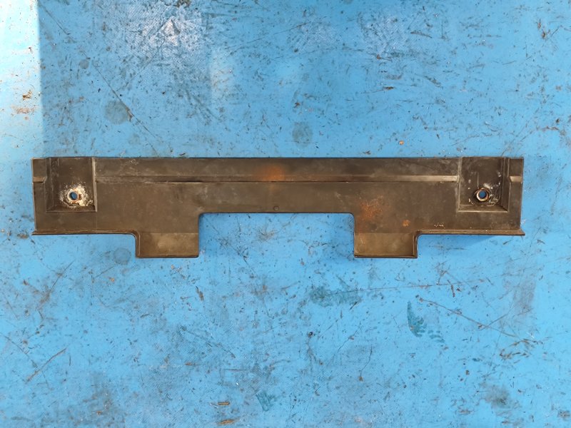 Дефлектор радиатора SX4 06-13 2008 2.0 J20A