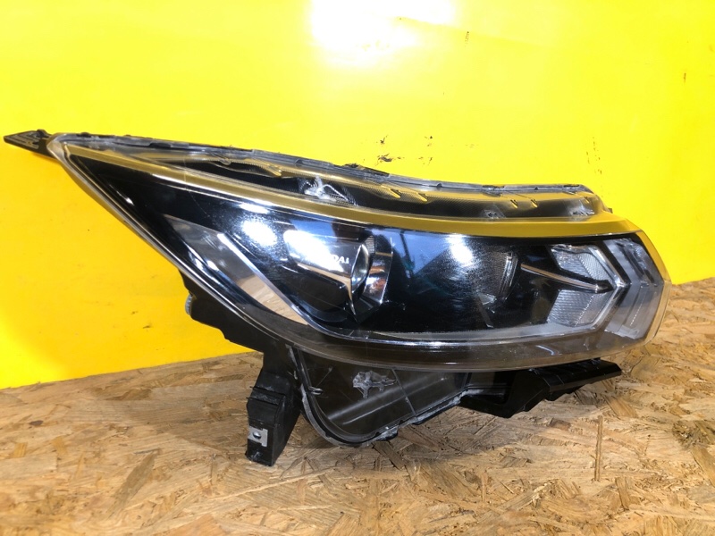 Фара правая NISSAN QASHQAI/ROGUE SPORT 14-