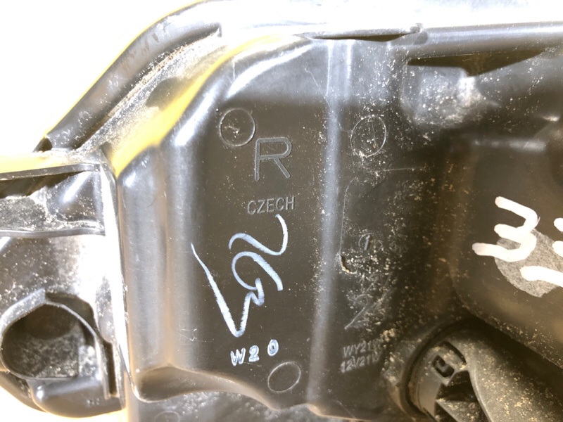 Фара правая QASHQAI/ROGUE SPORT 14-