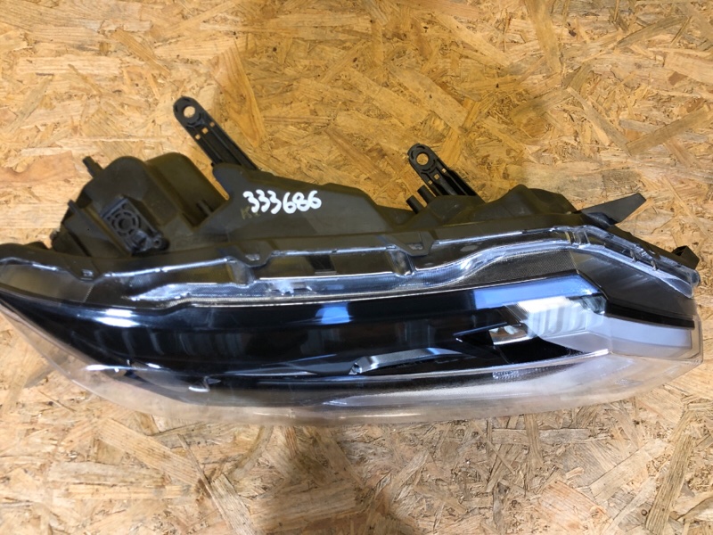 Фара правая X-TRAIL/ROGUE T32 13-20