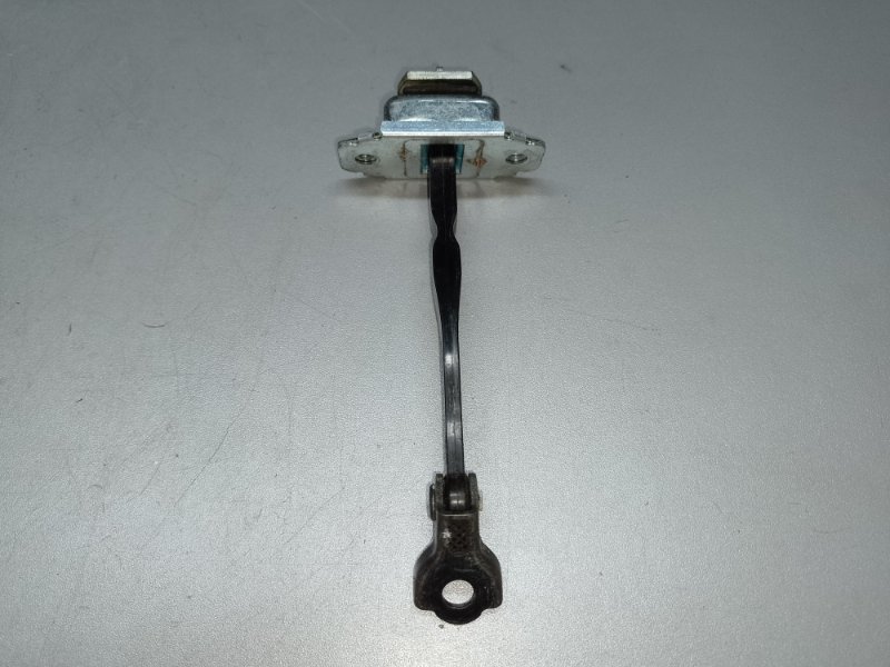 Ограничитель двери передний правый NISSAN X-TRAIL/ROGUE T32 13-20 2015 T32 2.5 QR25DE 80430-4CL0A Б/У