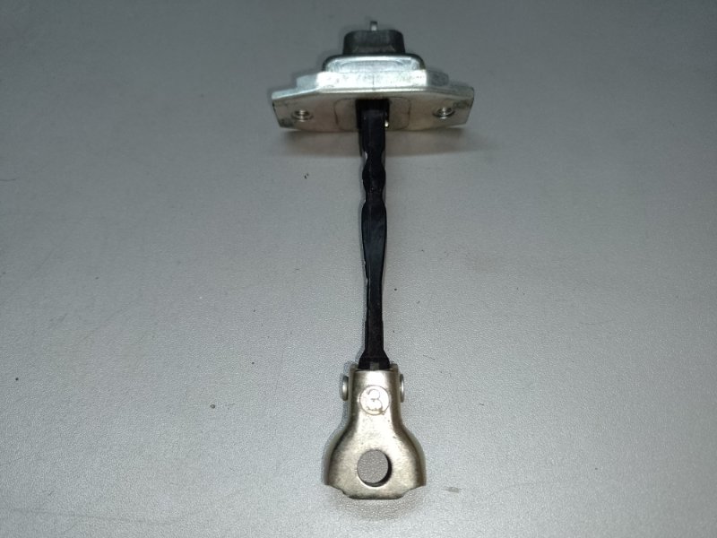 Запчасть ограничитель двери передний правый TOYOTA PRIUS C/AQUA 11-14 2013 NHP10L 1NZ-FXE 1.5L 68610-52170 Б/У Ограничитель двери передний правый TOYOTA PRIUS C/AQUA 11-14 2013 NHP10L 1NZ-FXE 1.5L 68610-52170 Б/У