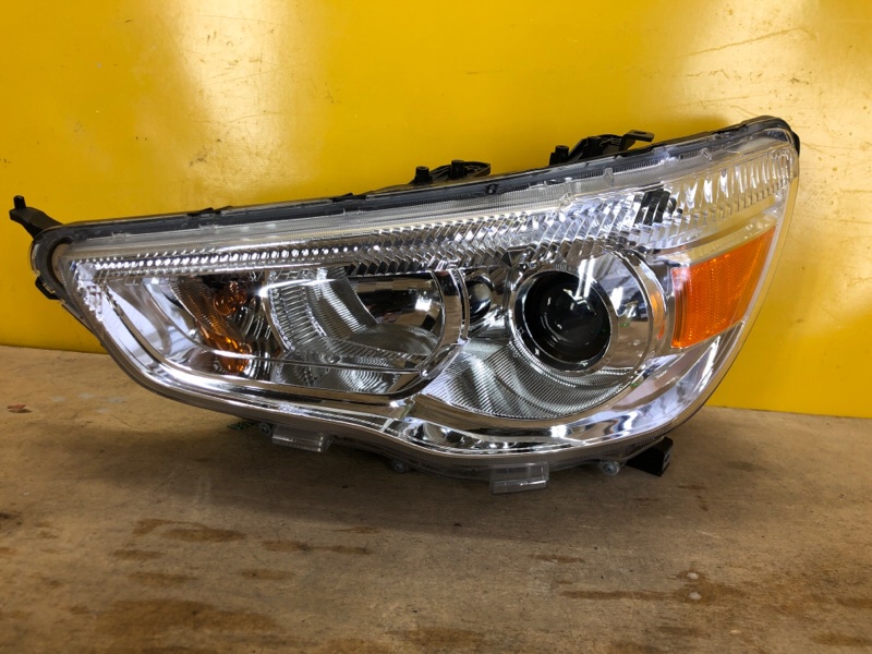 Запчасть фара левая MITSUBISHI ASX / OUTLANDER SPORT 10-21 8301C617 Б/У Фара левая MITSUBISHI ASX / OUTLANDER SPORT 10-21 8301C617 Б/У