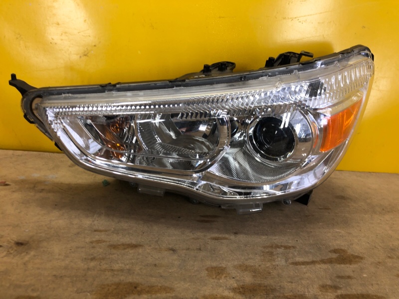 Запчасть фара левая MITSUBISHI ASX / OUTLANDER SPORT 10-21 8301C617 Б/У Фара левая MITSUBISHI ASX / OUTLANDER SPORT 10-21 8301C617 Б/У