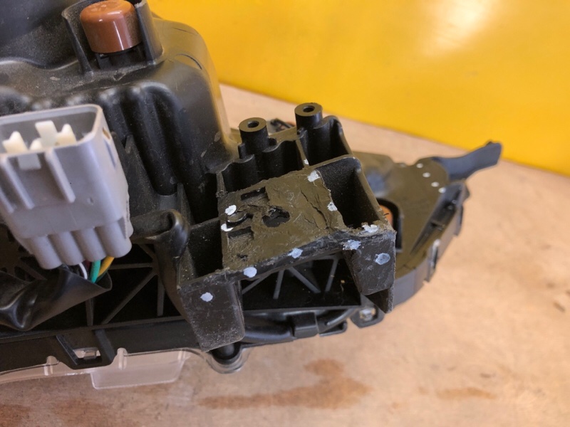 Фара левая ASX / OUTLANDER SPORT 10-21 Фара левая ASX / OUTLANDER SPORT 10-21