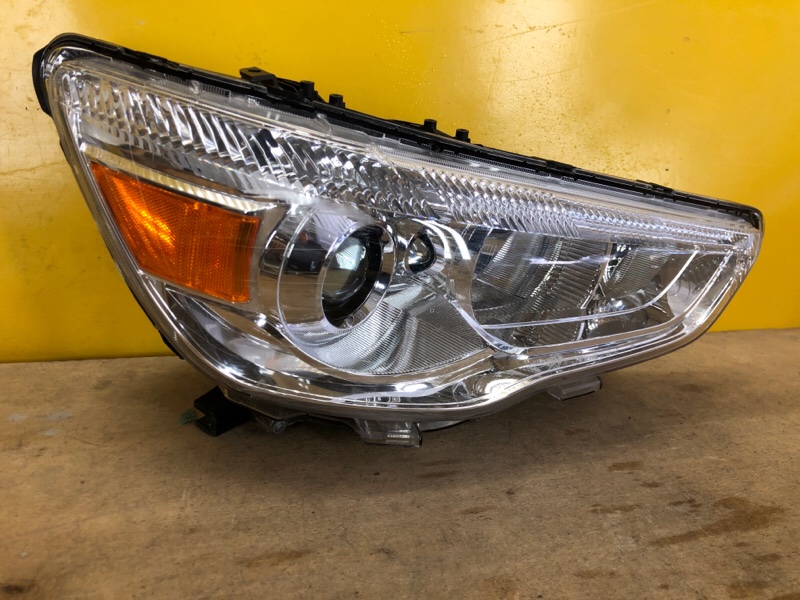 Фара правая MITSUBISHI ASX / OUTLANDER SPORT 10-21 Фара правая MITSUBISHI ASX / OUTLANDER SPORT 10-21