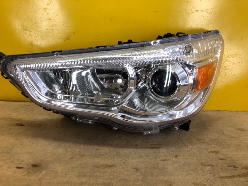 Запчасть фара левая MITSUBISHI ASX / OUTLANDER SPORT 10-21 8301C617 Б/У Фара левая MITSUBISHI ASX / OUTLANDER SPORT 10-21 8301C617 Б/У