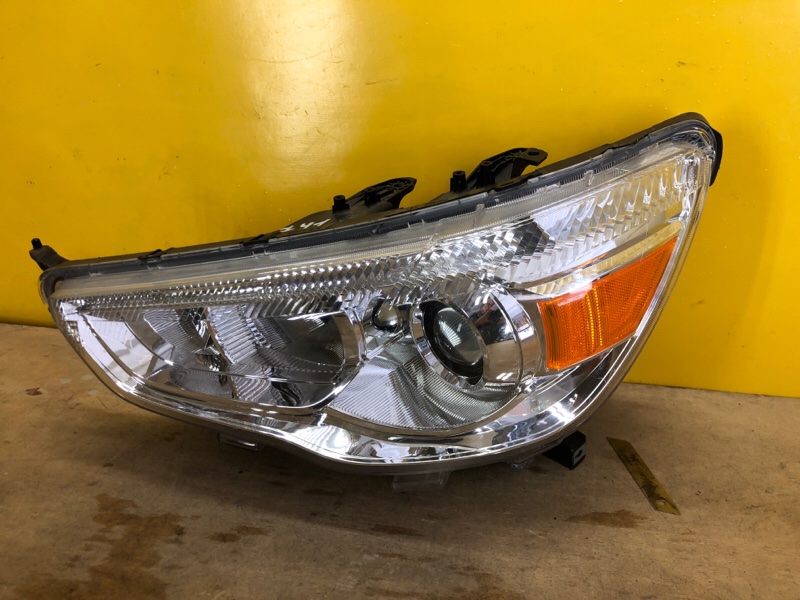 Фара левая MITSUBISHI ASX / OUTLANDER SPORT 10-21 Фара левая MITSUBISHI ASX / OUTLANDER SPORT 10-21