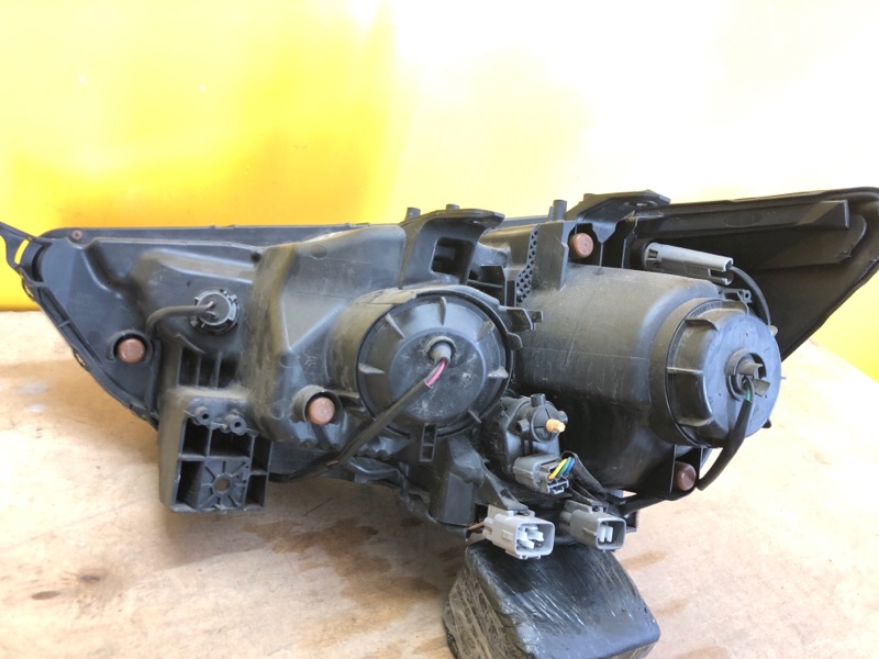 Фара правая ASX / OUTLANDER SPORT 10-21 Фара правая ASX / OUTLANDER SPORT 10-21