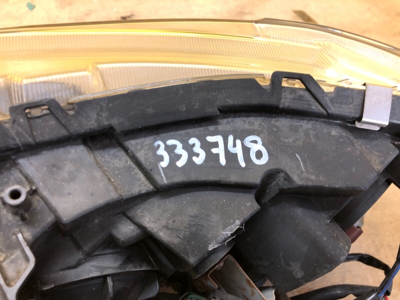 Фара правая LANCER X 10 07-15 Фара правая LANCER X 10 07-15