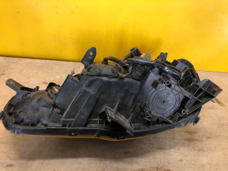 Фара правая LANCER X 10 07-15 Фара правая LANCER X 10 07-15