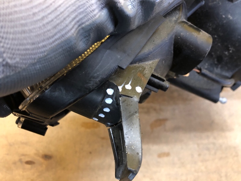 Фара правая LANCER X 10 07-15 Фара правая LANCER X 10 07-15