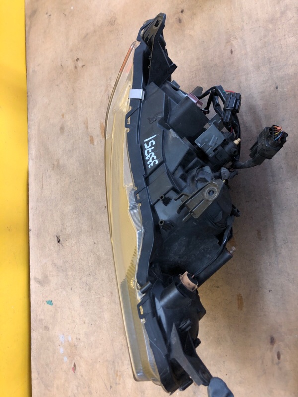 Фара правая LANCER X 10 07-15 Фара правая LANCER X 10 07-15