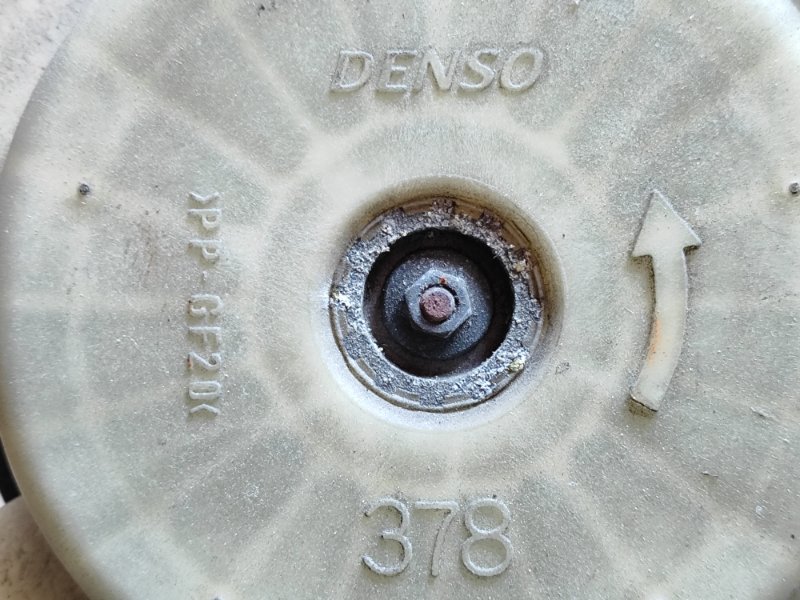 Диффузор вентилятора основного радиатора SUZUKI SX4 06-13 2.0 J20A